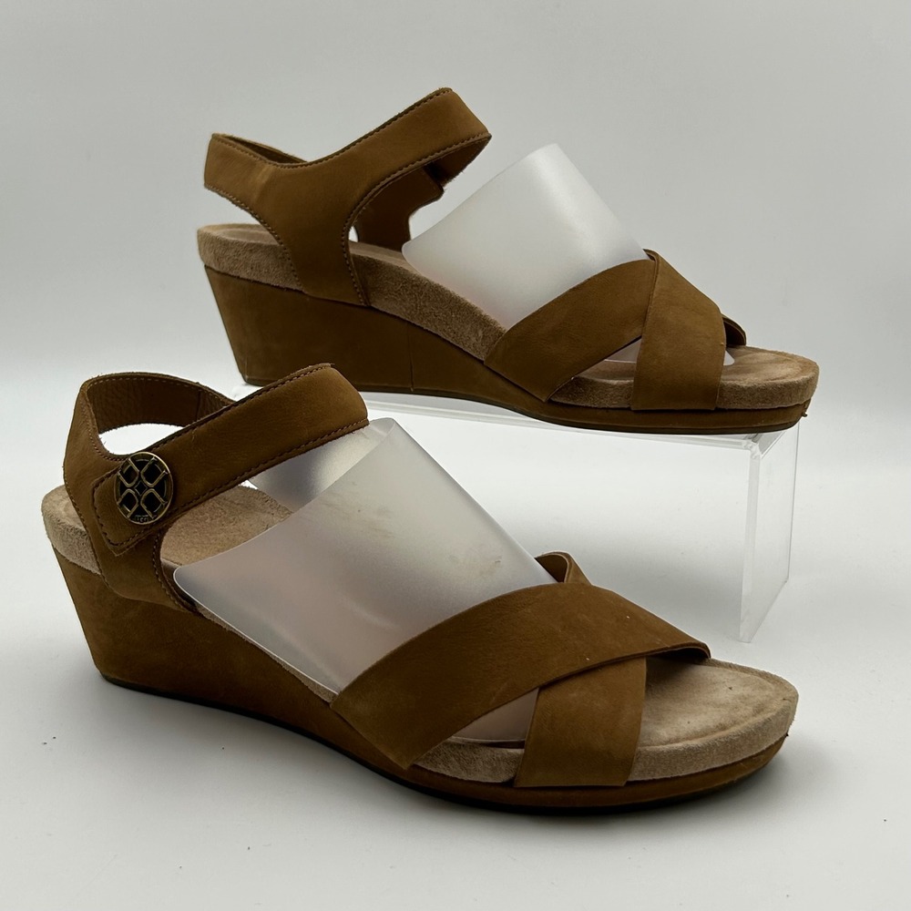 UGG‎ Lucianna Wedge Sandals Womens 7.5 Brown Leather Strappy 1011549 Boho Chic